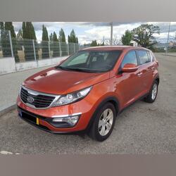 Kia Sportage 1.6 GDi ISG LX+XEN - 55 mil km. Carros. Moimenta da Beira. 2012   55.000 km Manual Gasolina 135 cv 5 portas Laranja 4x4 ABS Ar condicionado Farol LED Farol de Xénon Vidros eléctricos Aquecimento dos assentos Cruise control adaptativo Engate do reboque Sistema de navegação Volante multi-funções