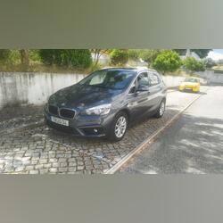 BMW 216d Active Tourer 2018. Carros. Alcanena. 2018   124.000 km Automático Diesel 115 cv 5 portas Cinzento ABS Ar condicionado Farol LED Vidros eléctricos Cruise control adaptativo Volante multi-funções