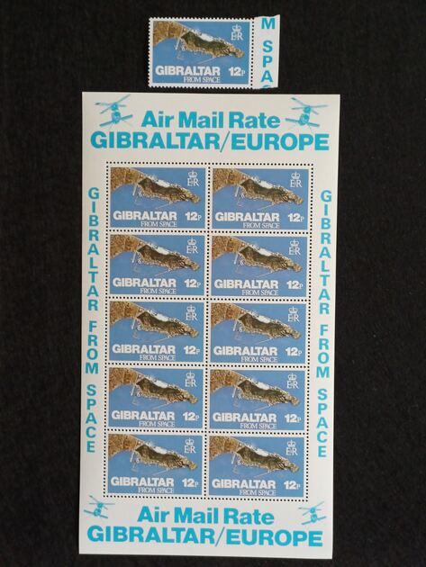 Gibraltar - Bloco John Galliano, 1997. Selos