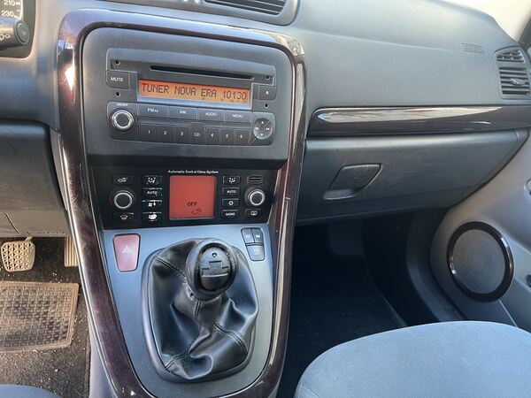 Fiat Croma II 1.9 JTD 16V 150CV. Carros