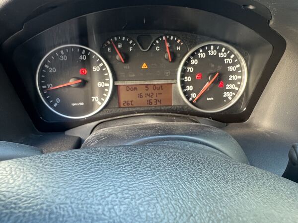 Fiat Croma II 1.9 JTD 16V 150CV. Carros