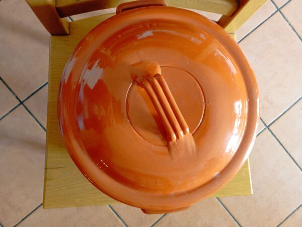 tacho de barro tamanho familiar . Panelas de cozinha