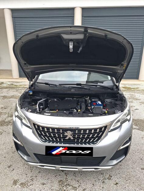 Peugeot 3008 1.5 BlueHDi Allure. Carros