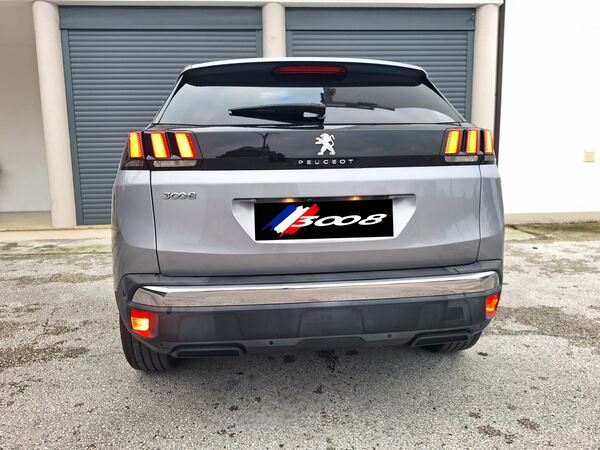 Peugeot 3008 1.5 BlueHDi Allure. Carros