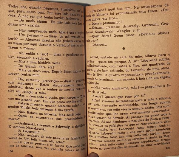 Deus Dorme em Masúria - Hans Hellmut Kirst. Livros