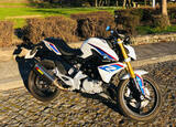 Vendo mota BMW G310R. Motos