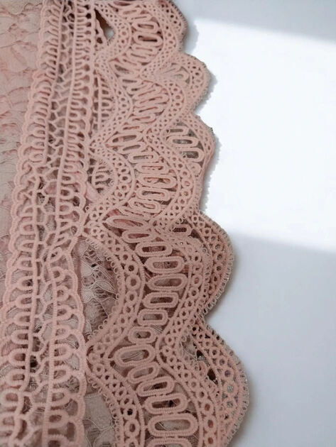 🌸 Top Curto Rosa Bebé em Renda – Sem Marca. Tops Femininos