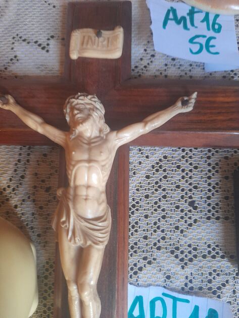 cruzes com cristo. Crucifixos