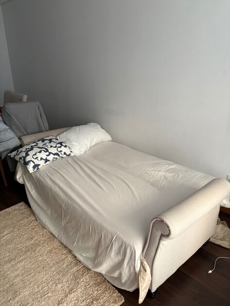 Sofa-cama 3 lugares. Sofás e Poltronas