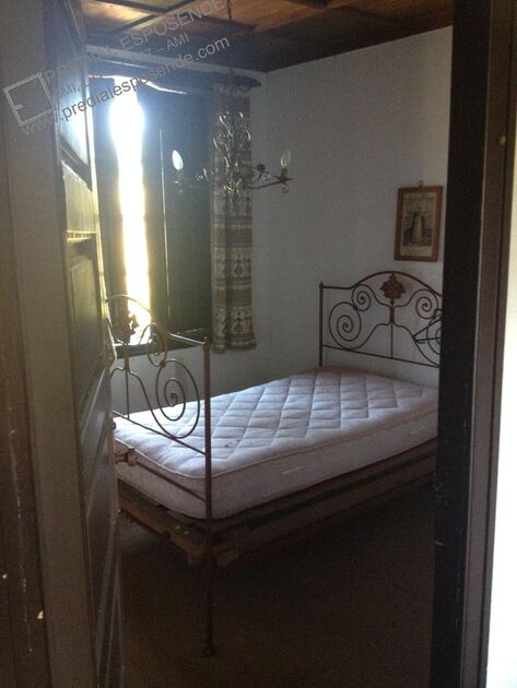 Quinta com casa antiga em Palmeira Faro / Esposend. Casa e apartamentos para vender