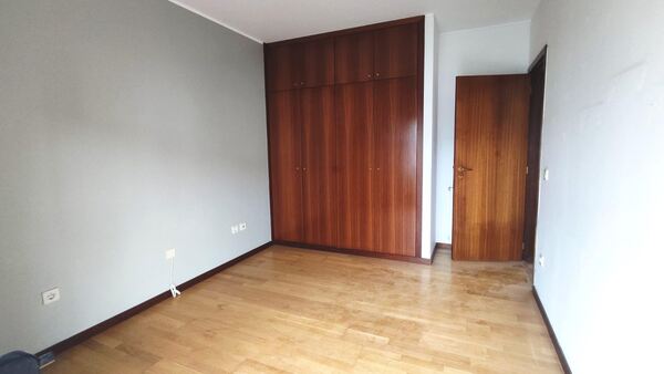 Apartamento T2 no centro de Esposende (2521). Casa e apartamentos para arrendar