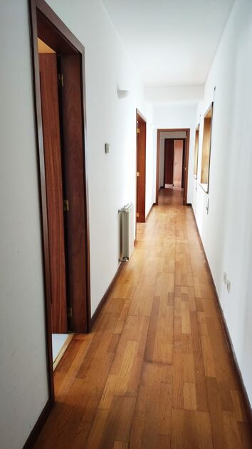 Apartamento T2 no centro de Esposende (2521). Casa e apartamentos para arrendar