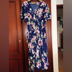 vestido floral. Vestidos. Montijo.  4XL / 48 / 20   