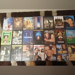 APARELHO PARA LER DVDS..E DIVERSOS DVDS FILMES. Filmes e DVDs