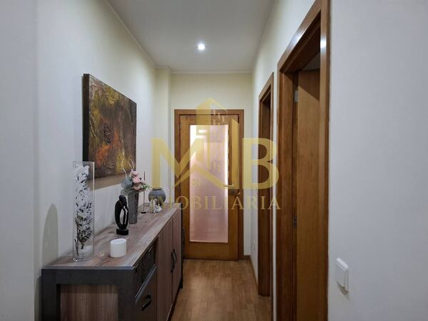 Apartamento T3 Paço de Sousa Penafiel . Casa e apartamentos para vender