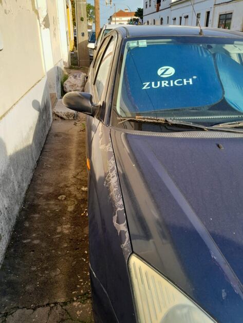 Ford Focus Azul Mk1 5 portas 1998. Carros