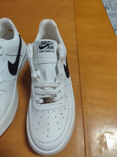 Nike Air Force 1 brancas. Desportivos