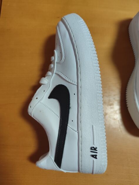 Nike Air Force 1 brancas. Desportivos