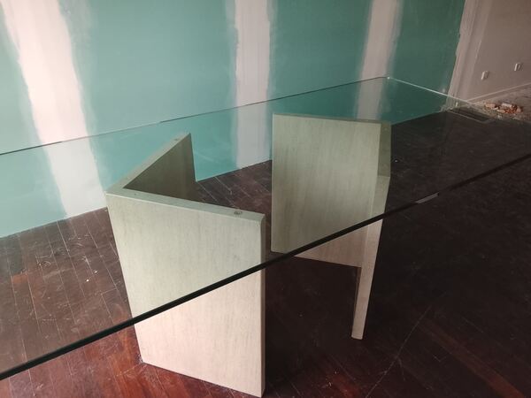 Mesa de sala (como nova). Mesas de Jantar