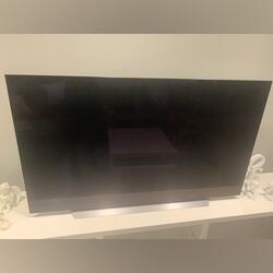 TV LG Oled 65 polegadas . Televisores. Parque das Nações. 65 polegadas Oled    LG Muito bom Inteligente HDMI