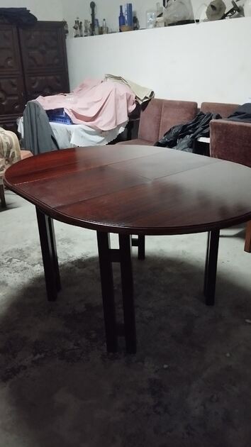 Mesa em carvalho . Mesas de centro