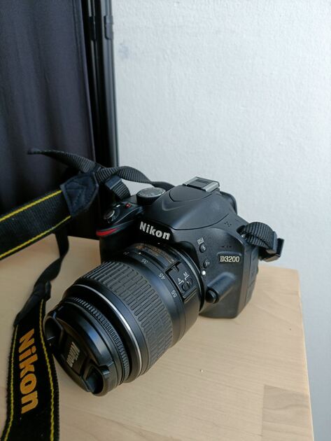 Nikon D3200 + kit completo de origem. Câmaras fotográficas
