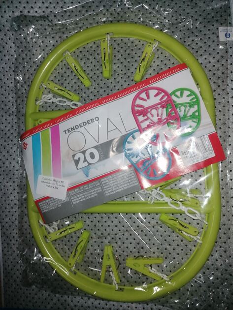 Estendal 20 Molas Verde 4.50€. Organização da casa