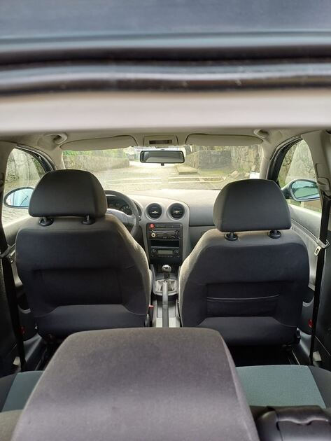 Seat Ibiza com peças novas para valorização na ven. Carros