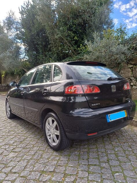 Seat Ibiza com peças novas para valorização na ven. Carros