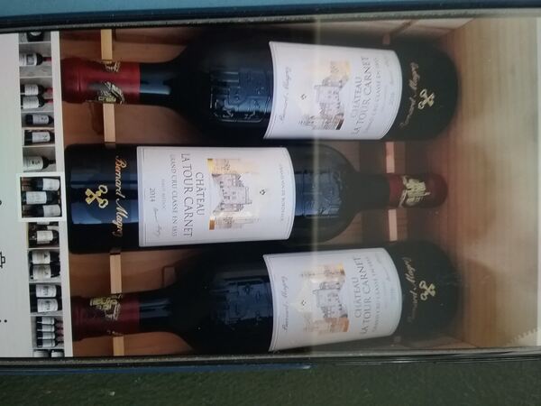 Alguns vinhos superiores,(Franceses).. Alimentos e bebidas