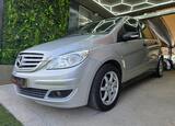 Mercedes Benz B180. Carros