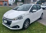 Peugeot 208 1.5 hdi . Carros