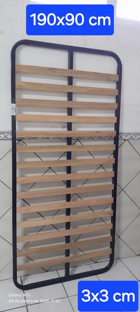 Estrados de solteiro. Camas