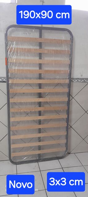 Estrados de solteiro. Camas