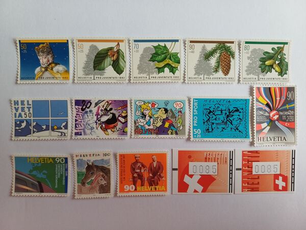 Filatelia Suíça - Lote de 15 selos novos. Selos