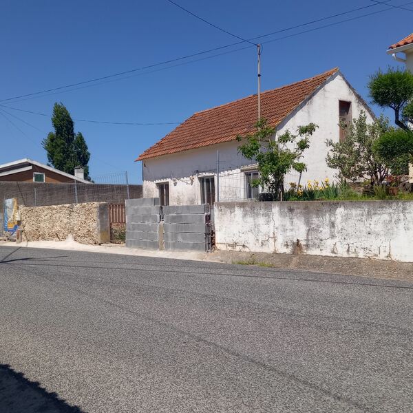 Moradia para reconstrução. Nova construçäo