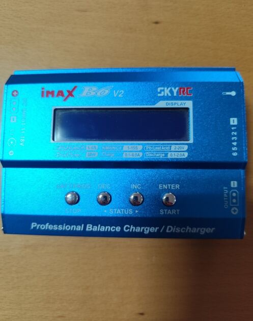 Carregador e balanceador profissional SkyRC iMAX B6 V2. Outros (Eletrónica)