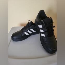 Ténis adidas. Desportivos