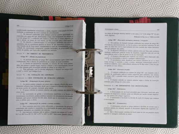 Código Civil, 2001 . Livros