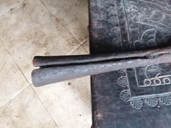 forquilha antiga de 2 bicos. Outros