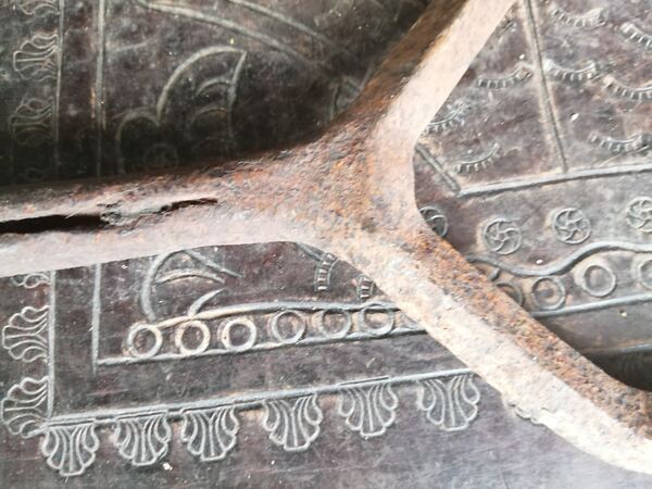 forquilha antiga de 2 bicos. Outros