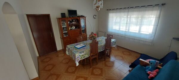 Moradia T5 pronta a habitar em S. Paio de Gramaços. Casa e apartamentos para vender
