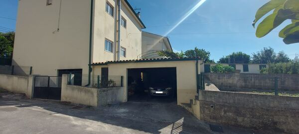 Moradia T5 pronta a habitar em S. Paio de Gramaços. Casa e apartamentos para vender