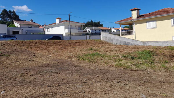 Terreno em Vila das Aves. Lote