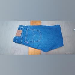 jeans Levis W32-N42 . Calças para Homem. Oliveira do Bairro.     
