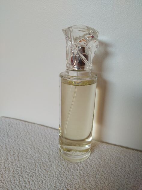 Sisley . Perfumes