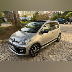 VW Up! 1.0 TSI GTI (38 000 km) 5500 EUR. Carros