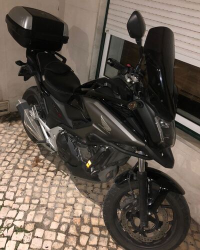 Motociclos - Scooters em Portugal