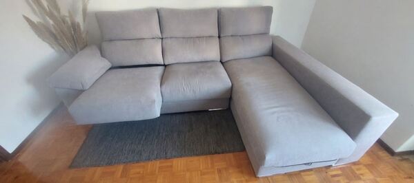 Vendo sofá chaise longue . Sofás e Poltronas
