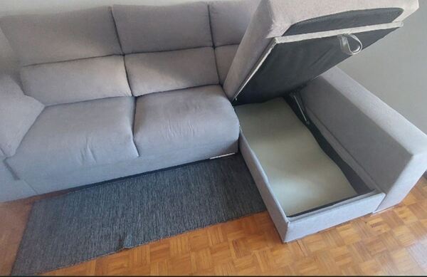 Vendo sofá chaise longue . Sofás e Poltronas